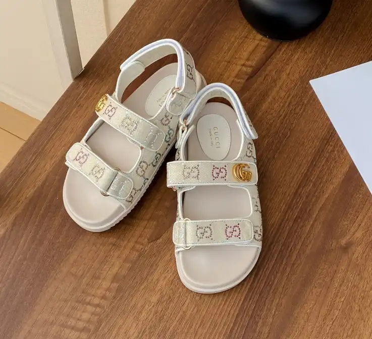 hype Gucci Sandals