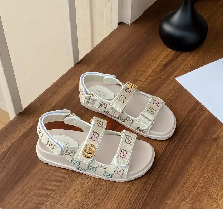 hype Gucci Sandals