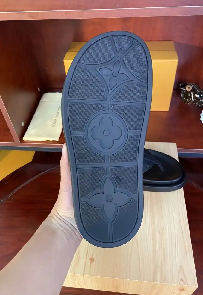 hype LV Slippers