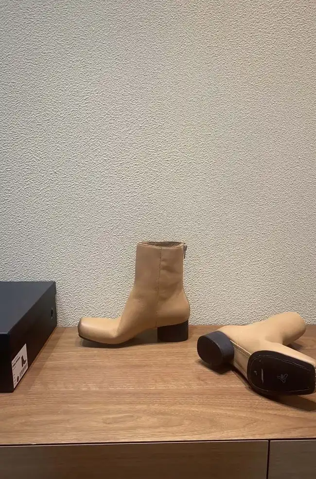 hype Hermes Boots