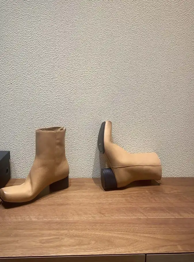 hype Hermes Boots