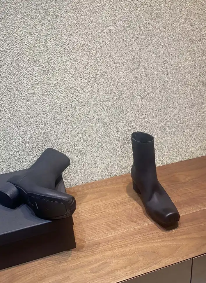 hype Hermes Boots