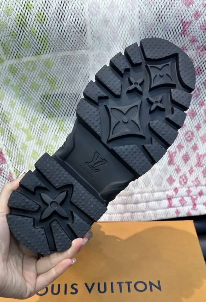 hype LV Boots