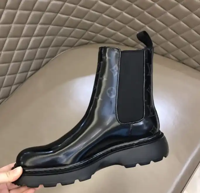 hype LV Boots