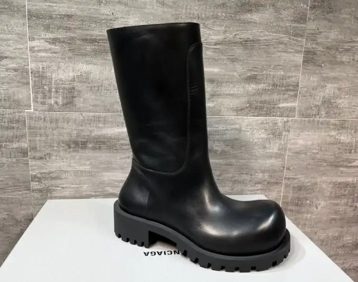 hype Balenciaga Boots