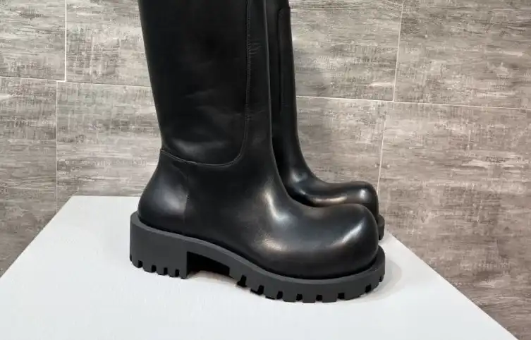 hype Balenciaga Boots