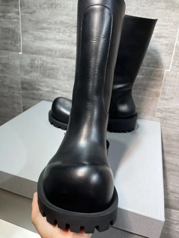 hype Balenciaga Boots