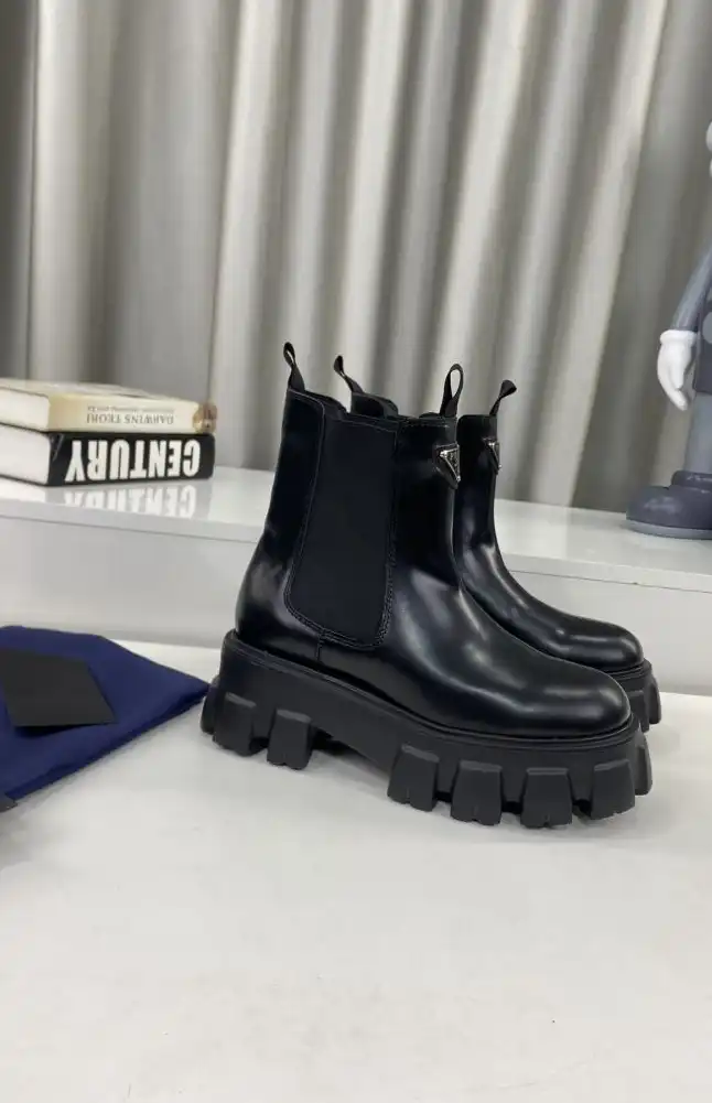 hype Prada Boots