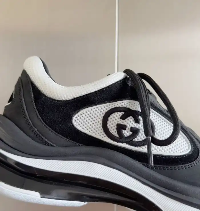 hype Gucci Sneakers