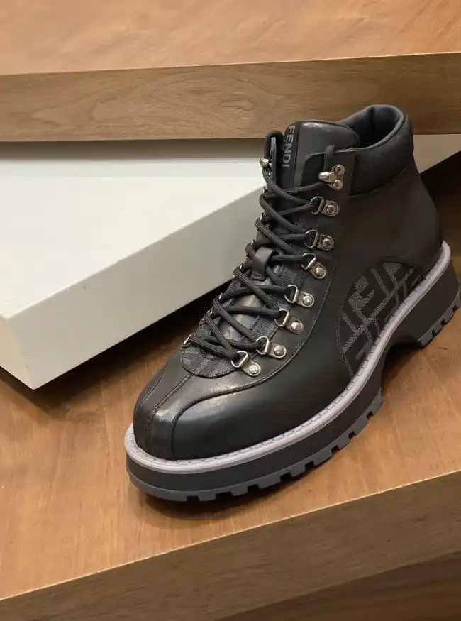 hype Fendi Boots