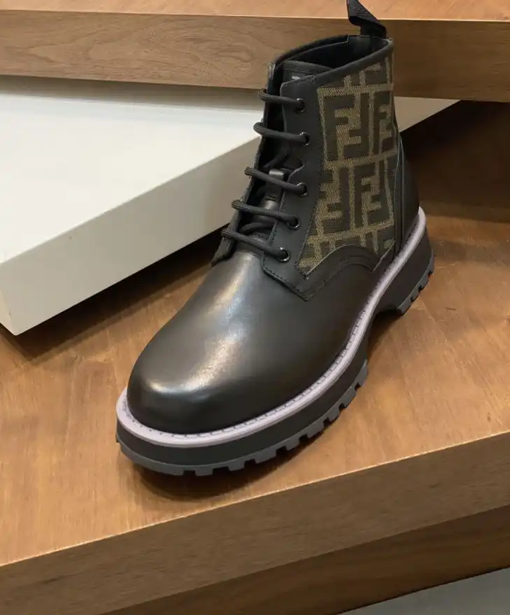 hype Fendi Boots