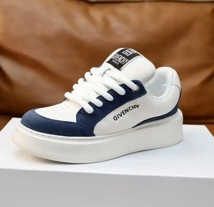 hype Givenchy Sneakers