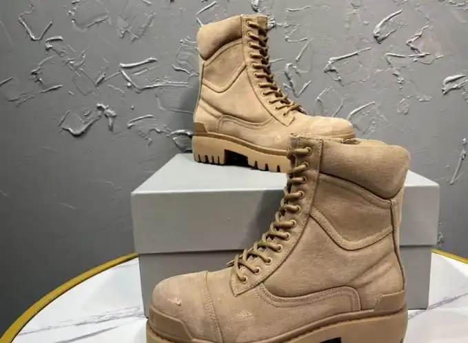 hype Balenciaga Boots