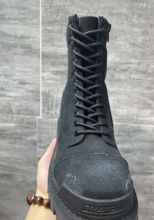 hype Balenciaga Boots