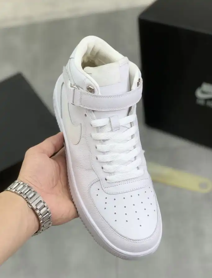 hype Nike Sneakers