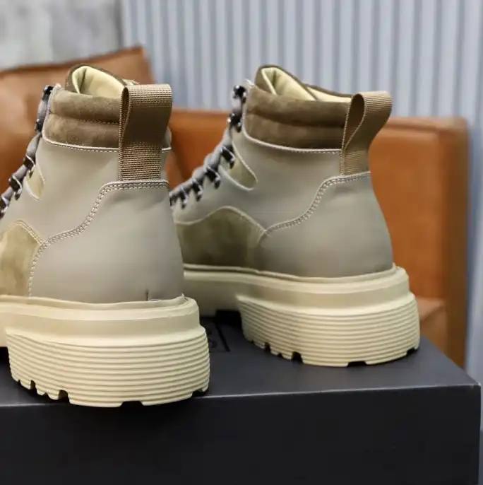 hype UGG Sneakers