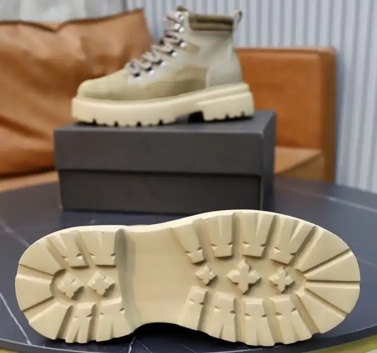 hype UGG Sneakers