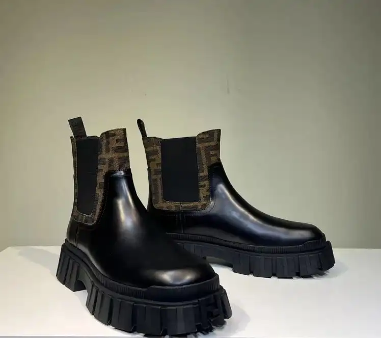 hype Fendi Boots