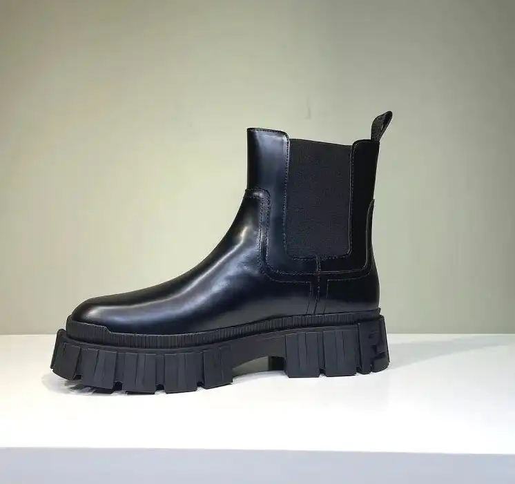 hype Fendi Boots