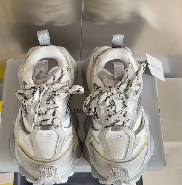 hype Balenciaga Sneakers