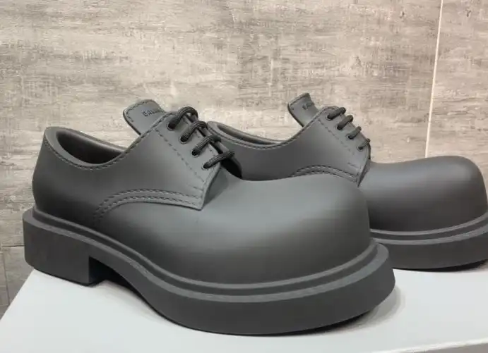 hype Balenciaga Leather Shoes