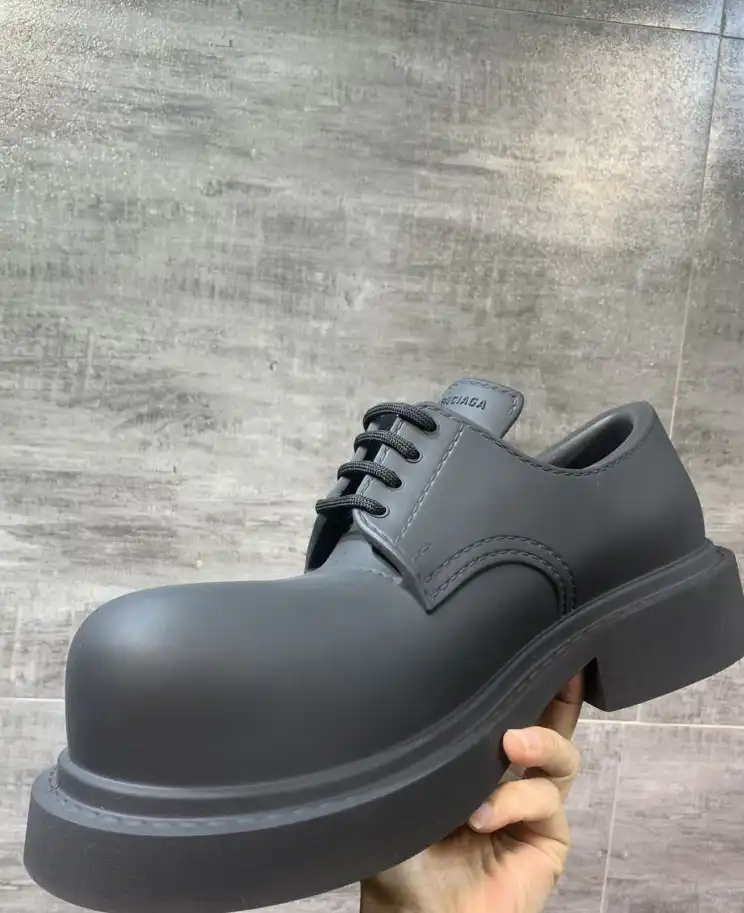 hype Balenciaga Leather Shoes