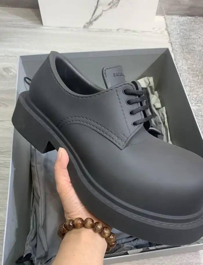 hype Balenciaga Leather Shoes