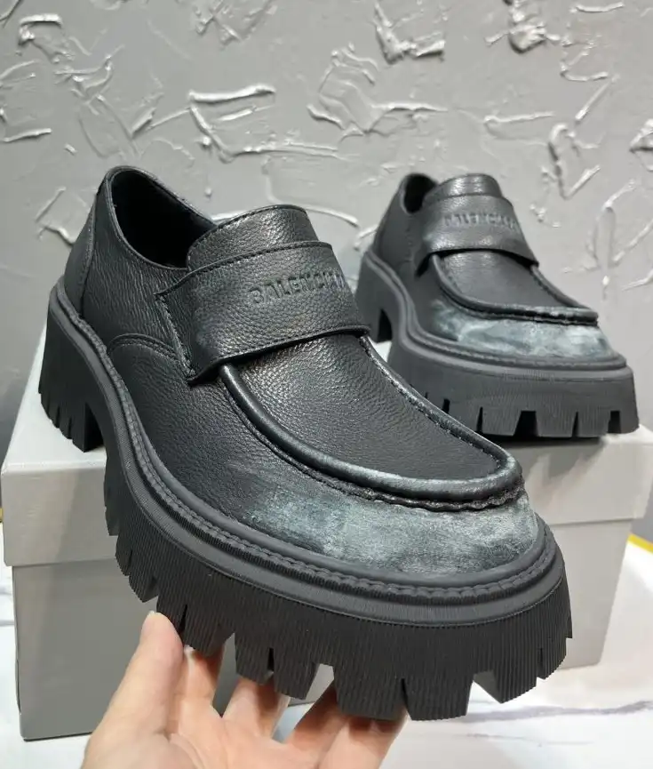 hype Balenciaga Leather Shoes