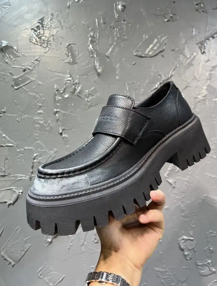 hype Balenciaga Leather Shoes