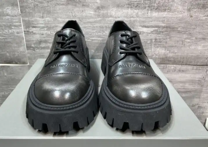 hype Balenciaga Leather Shoes