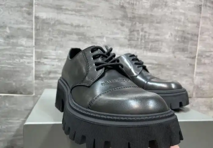 hype Balenciaga Leather Shoes