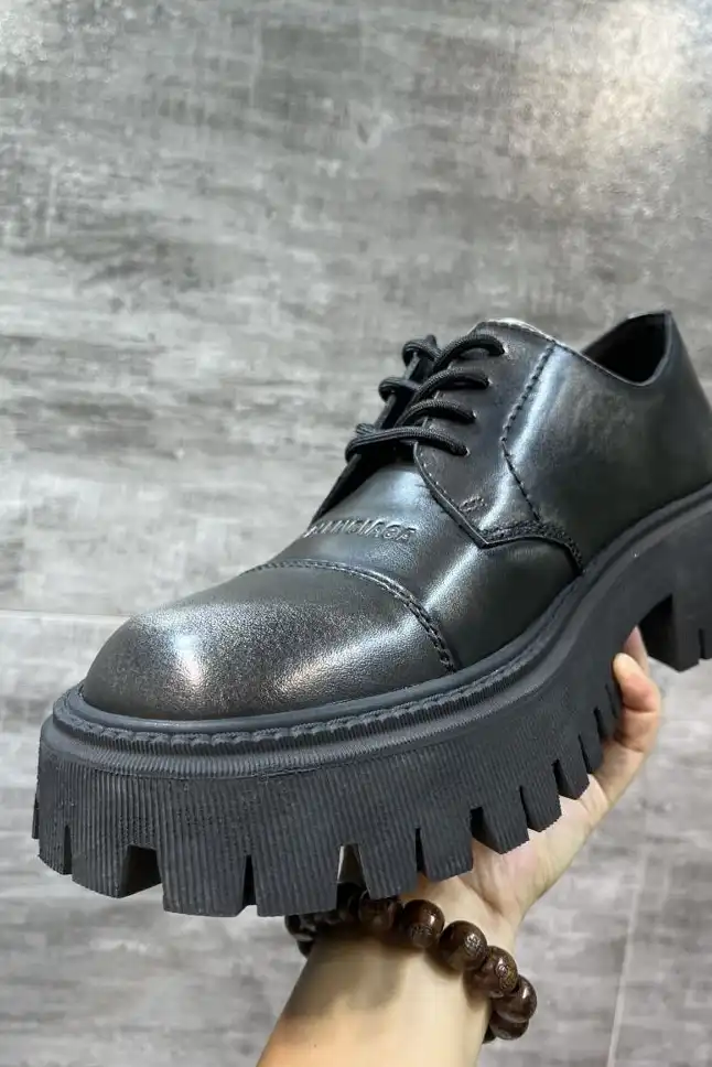 hype Balenciaga Leather Shoes