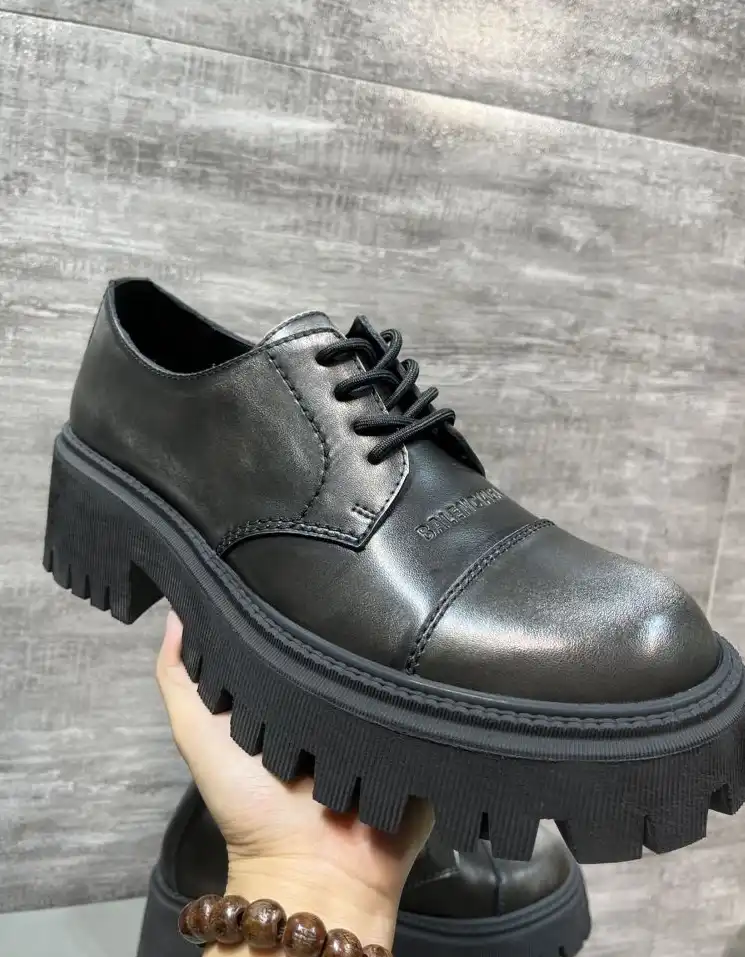 hype Balenciaga Leather Shoes