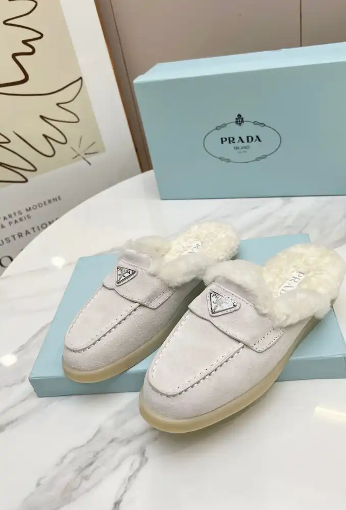 hype Prada Slippers