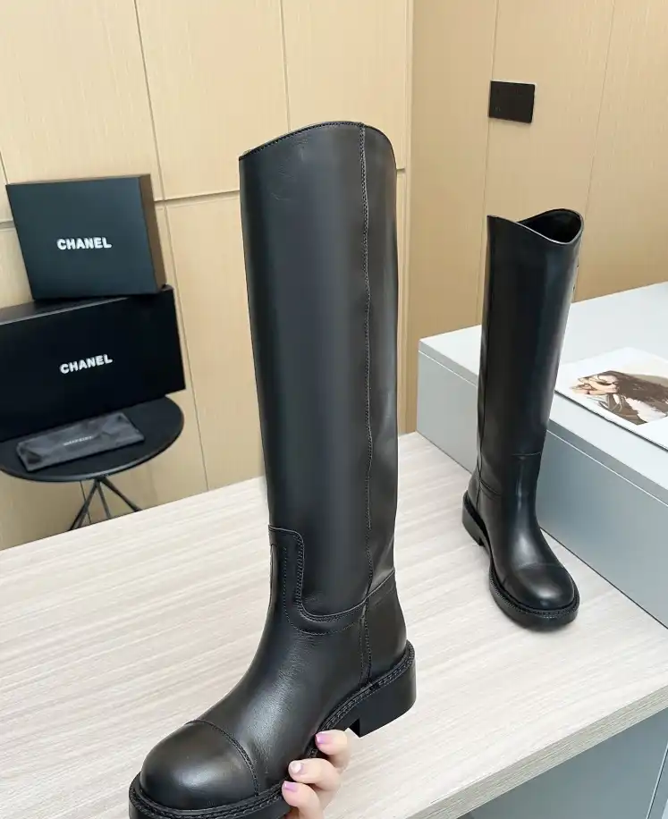 hype Chanel Boots