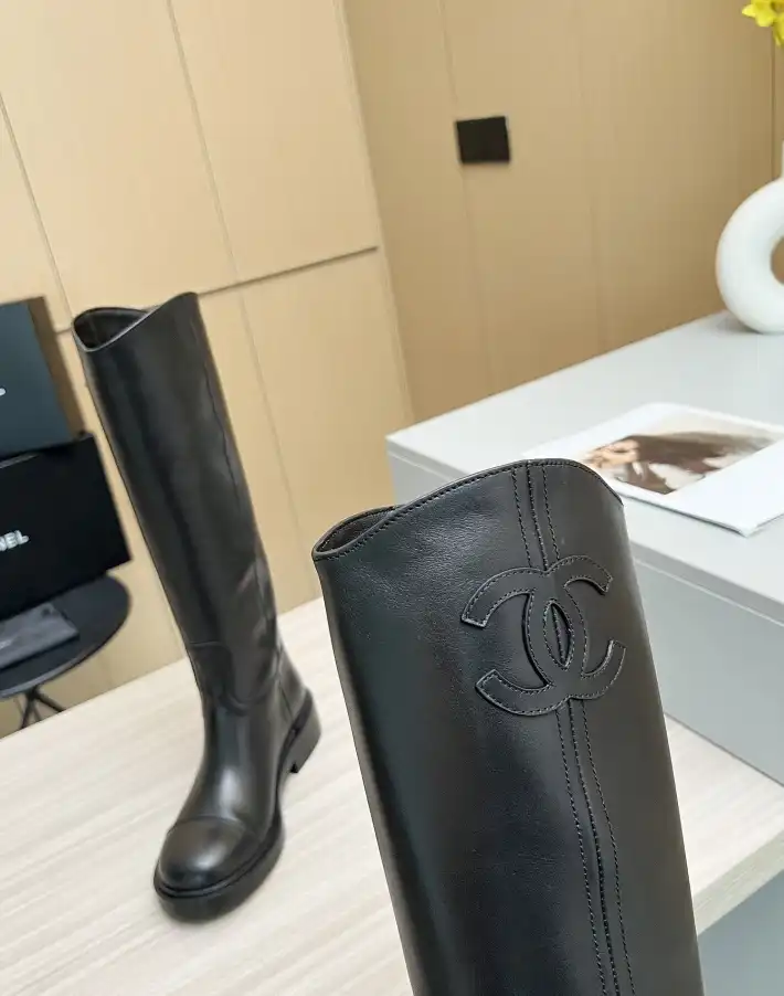 hype Chanel Boots