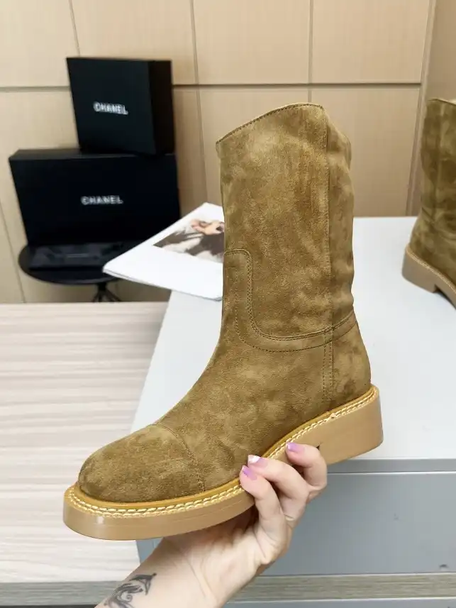 hype Chanel Boots