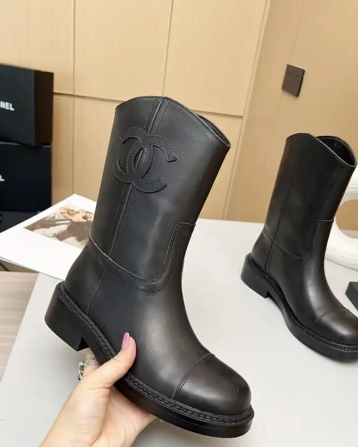 hype Chanel Boots