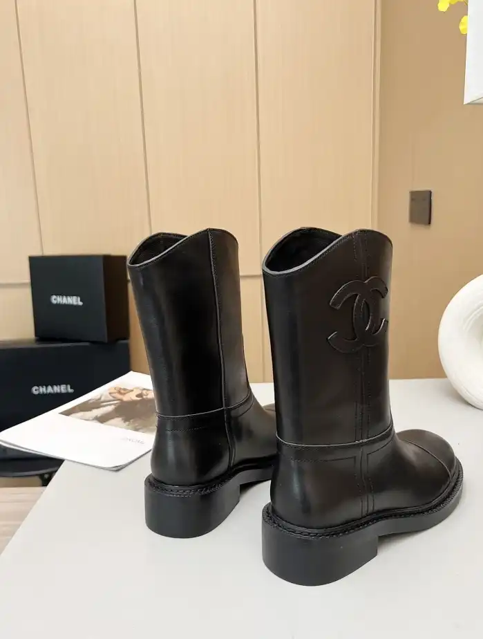 hype Chanel Boots