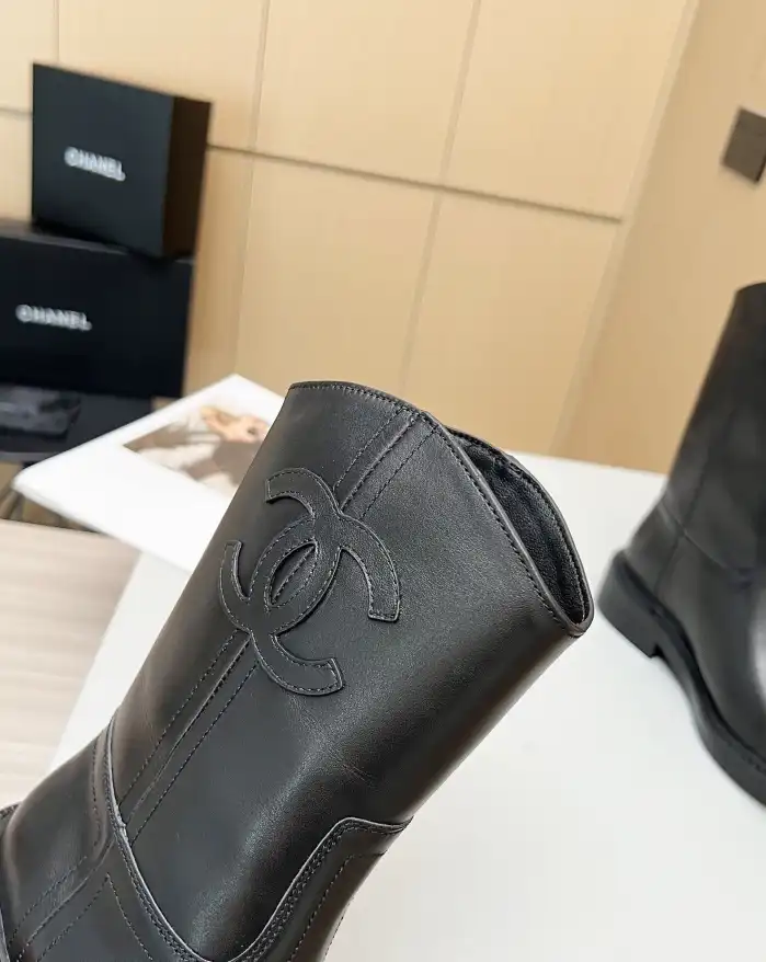 hype Chanel Boots