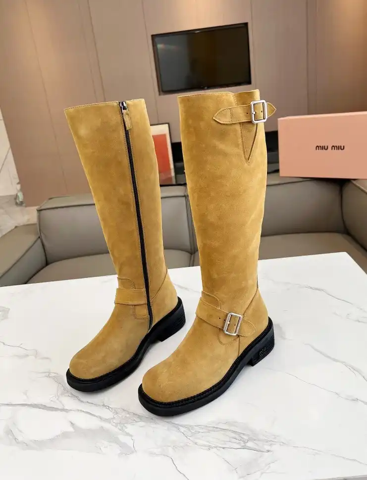 hype Miu Miu Boots