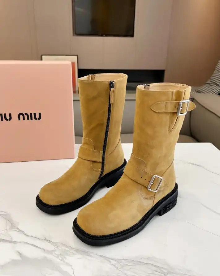 hype Miu Miu Boots