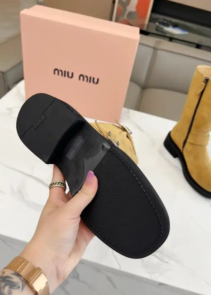 hype Miu Miu Boots