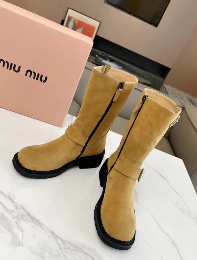 hype Miu Miu Boots