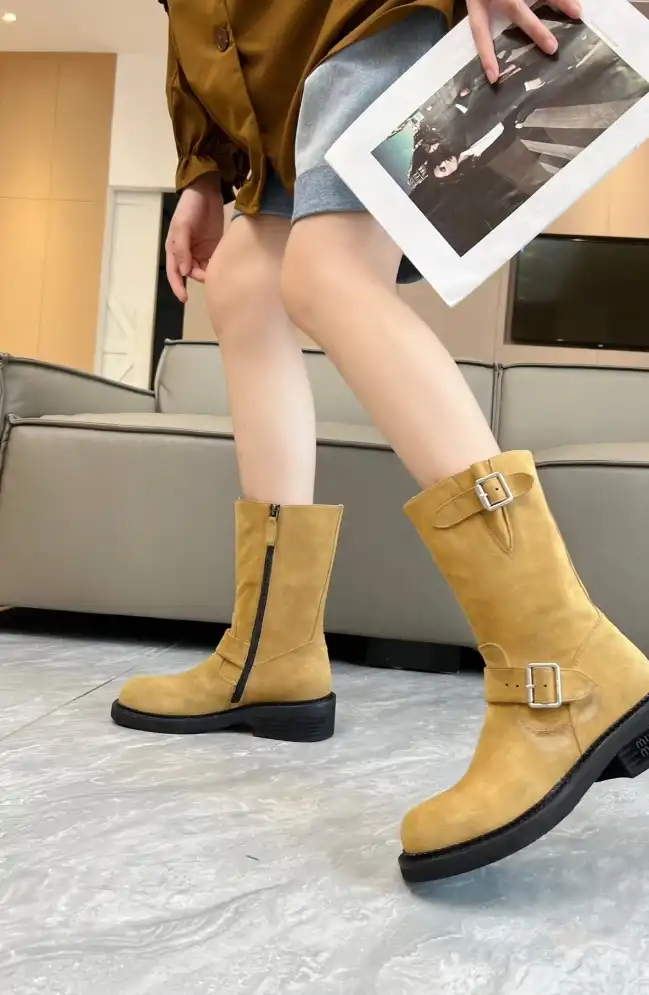 hype Miu Miu Boots