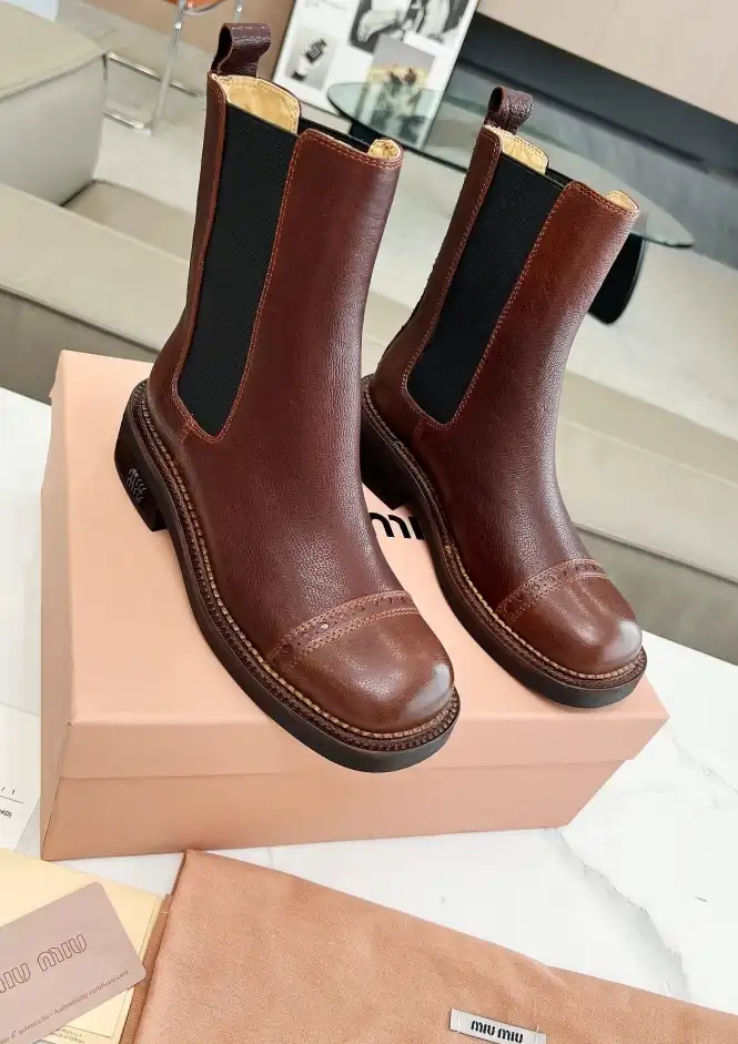 hype Miu Miu Boots