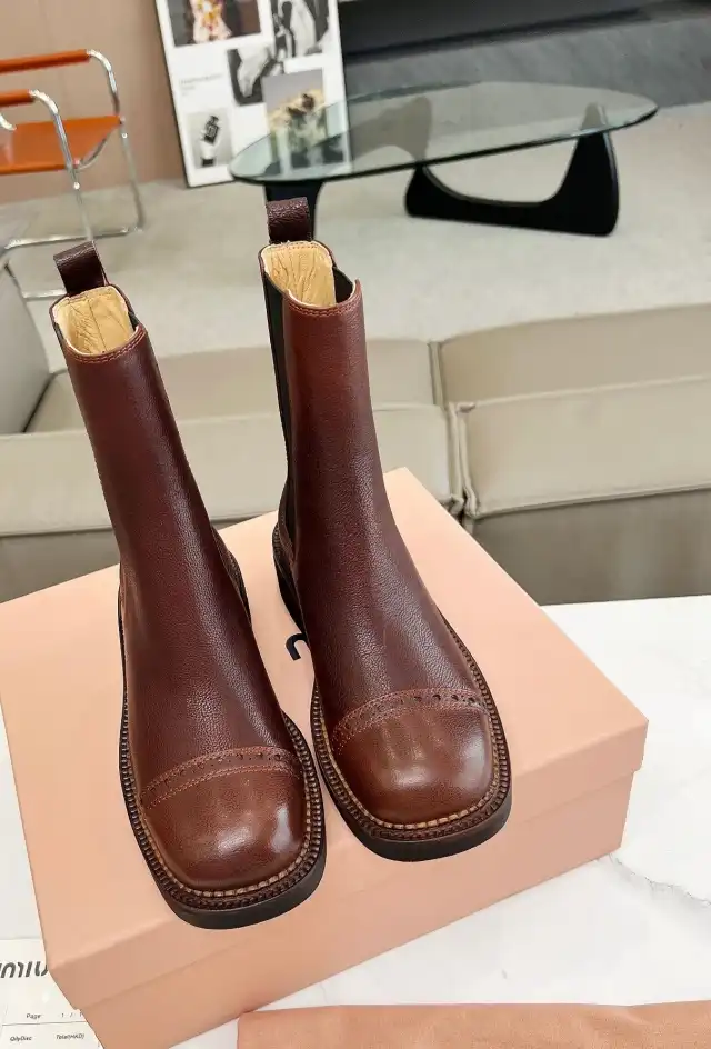 hype Miu Miu Boots