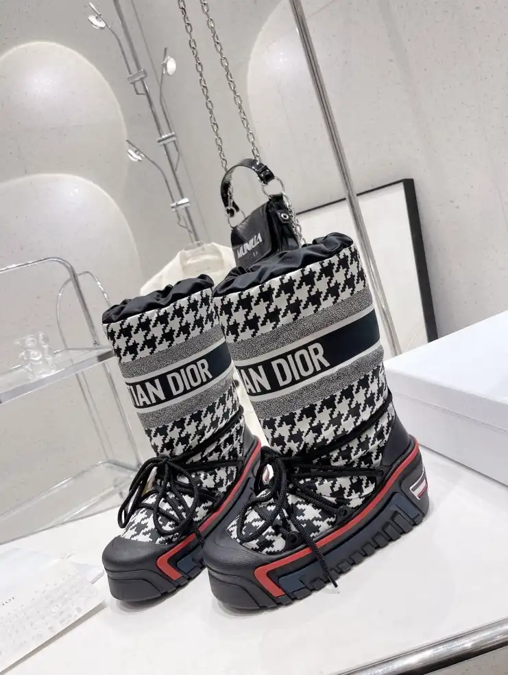 hype Christian Dior Boots