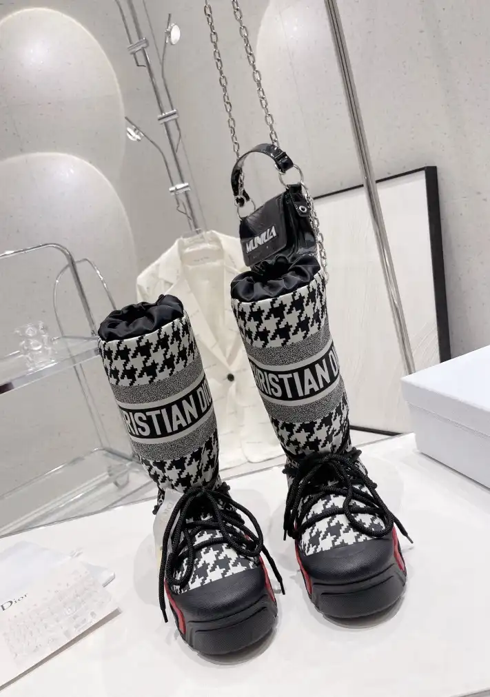 hype Christian Dior Boots