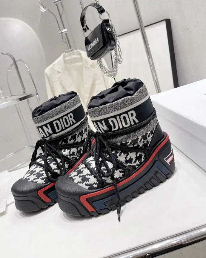 hype Christian Dior Boots